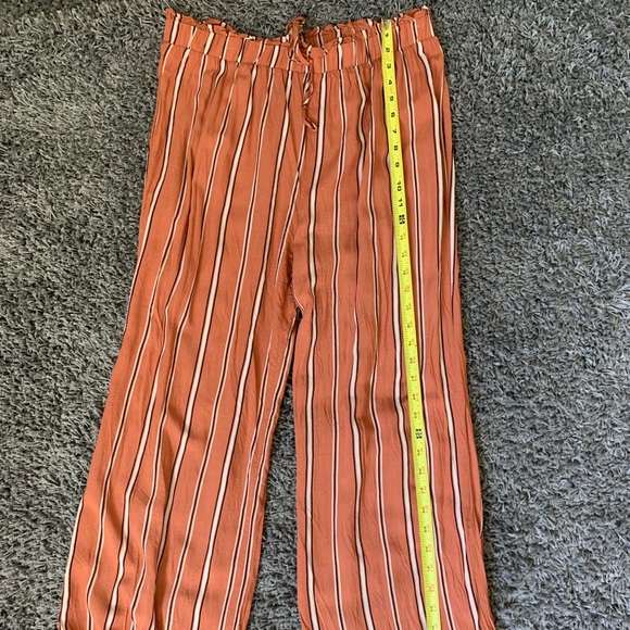 Orange and white striped flowy pants - Picture 3 of 5